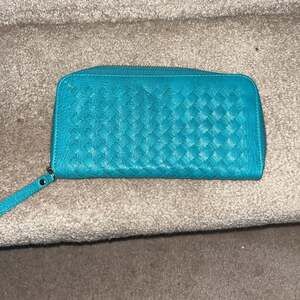 Vegan Zip-Around Wallet